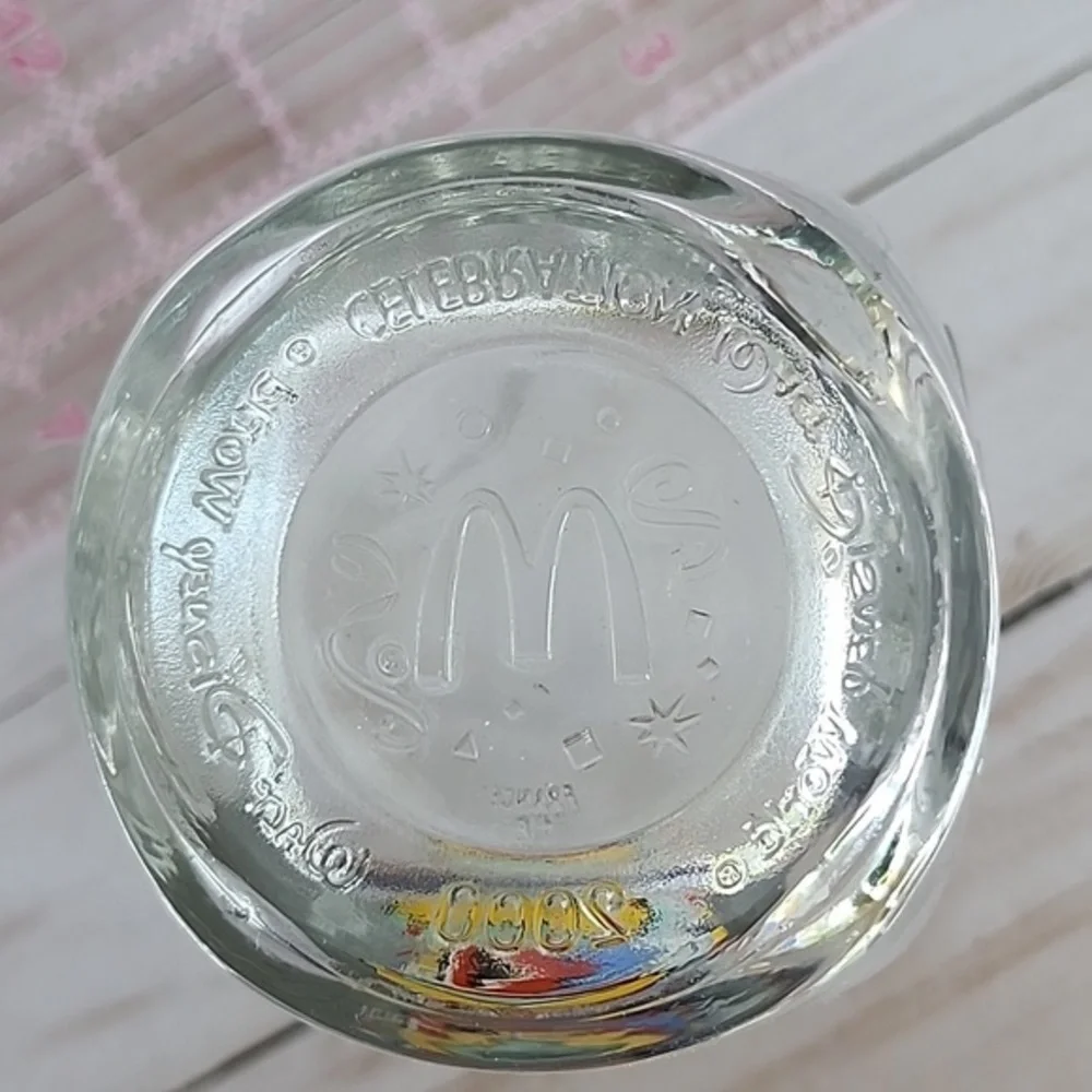 2000 McDonald's Walt‎ Disney world Epcot glass